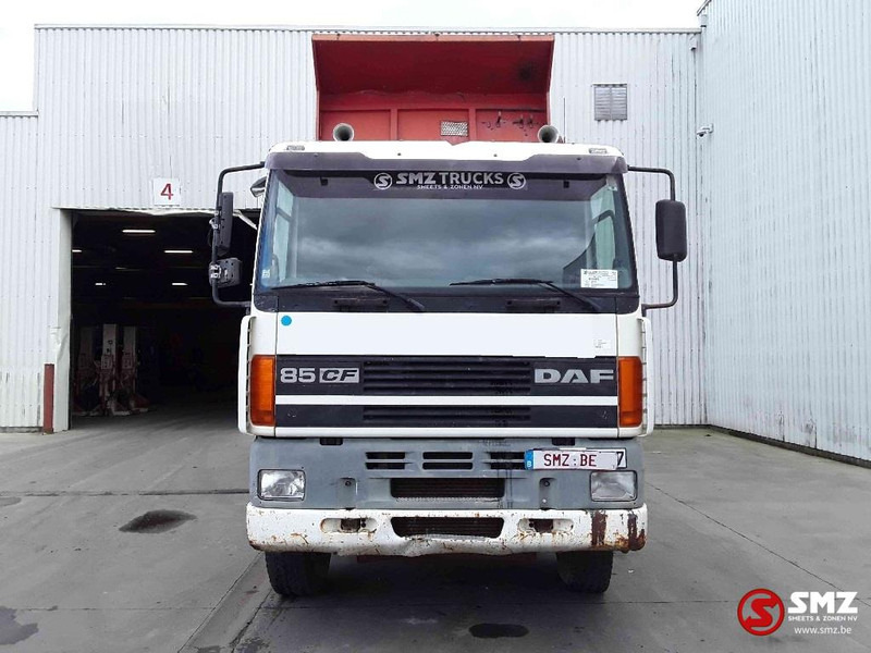 DAF 85 CF 380 euro 2 - Camión volquete: foto 2 DAF 85 CF 380 euro 2 - Camión volquete: foto 2