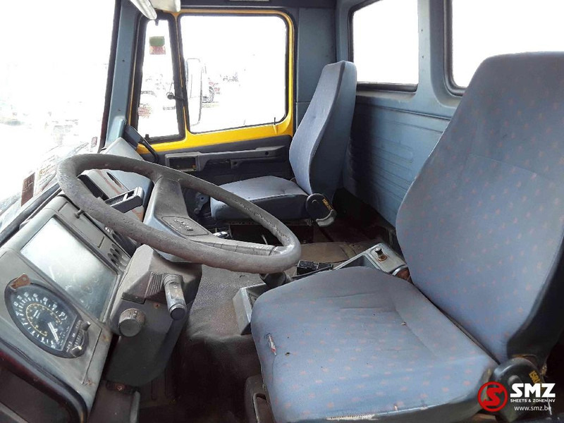 Foto del interior 2: Camión chasis DAF Leyland 180