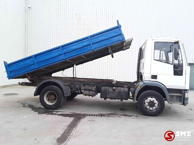 Iveco Eurocargo 120 E 18 - Camión volquete: foto 4 Iveco Eurocargo 120 E 18 - Camión volquete: foto 4
