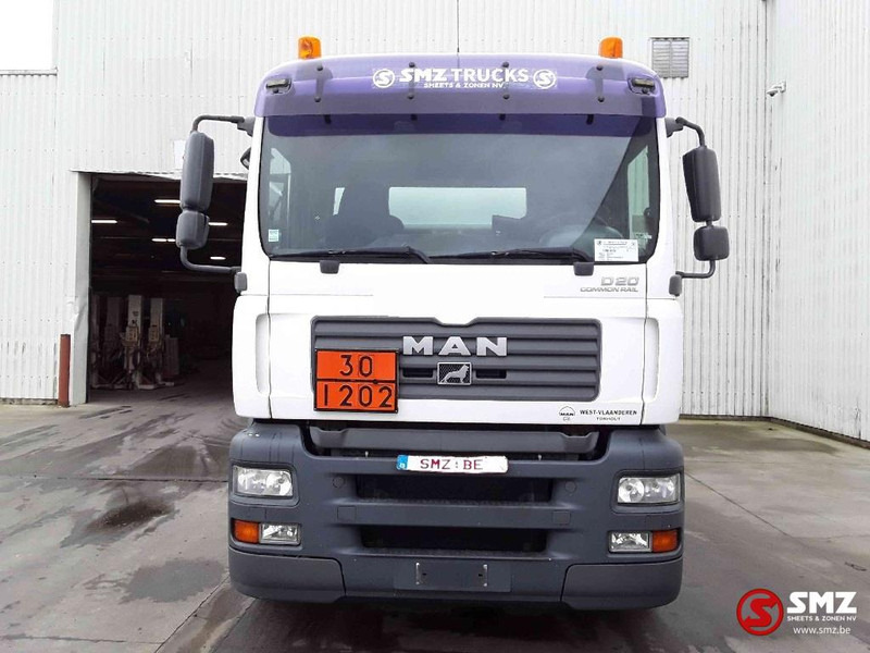 MAN TGA 26.310 18000 L top condition - Camión cisterna: foto 2 MAN TGA 26.310 18000 L top condition - Camión cisterna: foto 2