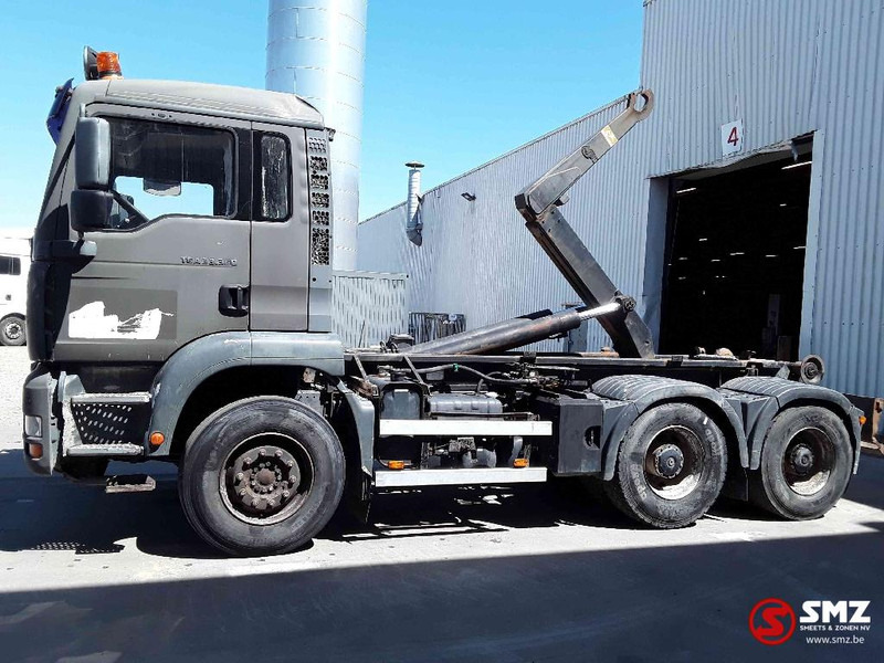 MAN TGA 33.360 manual pump - Camión portacontenedore/ Intercambiable: foto 5 MAN TGA 33.360 manual pump - Camión portacontenedore/ Intercambiable: foto 5