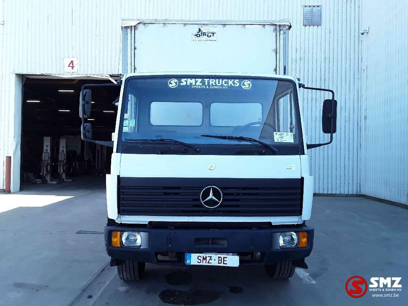 Mercedes-Benz 1517 6 cyl lzmes - Camión lona: foto 2 Mercedes-Benz 1517 6 cyl lzmes - Camión lona: foto 2