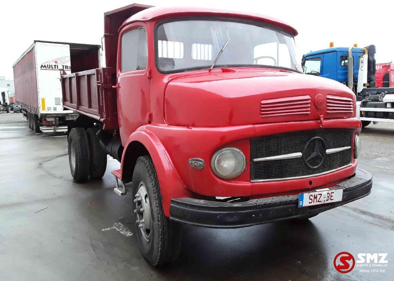 Mercedes-Benz - Camión volquete: foto 1 Mercedes-Benz - Camión volquete: foto 1