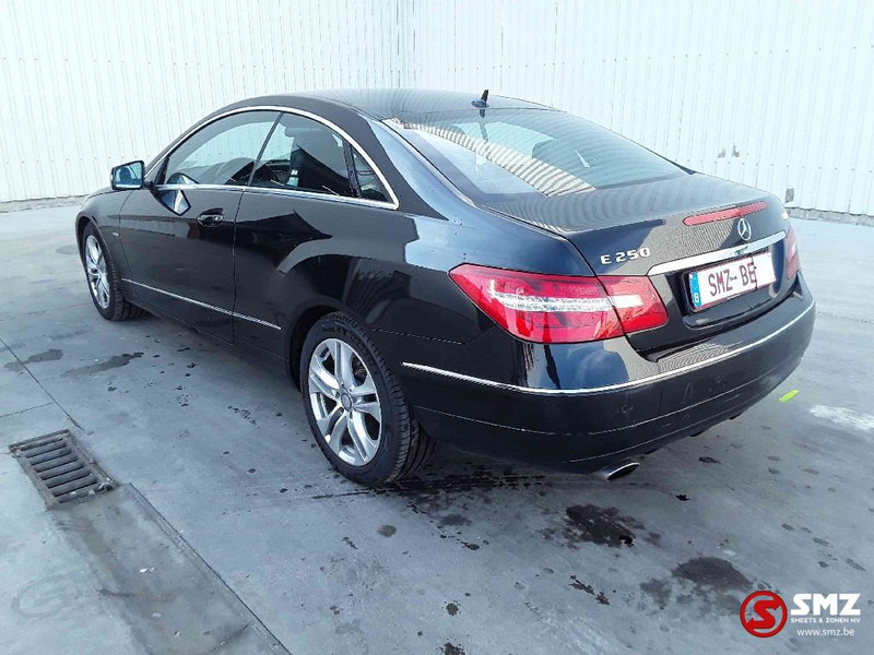 Coche Mercedes-Benz E-Klasse 250 CDI 60000 km automatic/parktronic ("12) no reg: foto 8 Coche Mercedes-Benz E-Klasse 250 CDI 60000 km automatic/parktronic ("12) no reg: foto 8