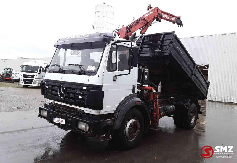 Mercedes-Benz SK 1824 lames grue - Camión volquete, Camión grúa: foto 3 Mercedes-Benz SK 1824 lames grue - Camión volquete, Camión grúa: foto 3