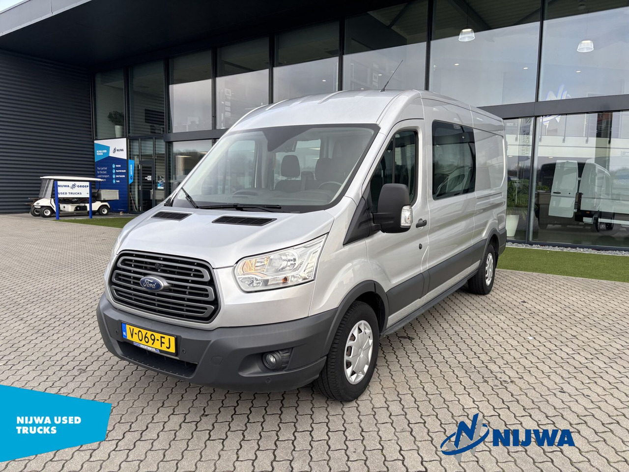 Ford Transit 130 L3H2 Dubbele cabine + Trekhaak - Furgoneta pequeña, Furgoneta combi: foto 1 Ford Transit 130 L3H2 Dubbele cabine + Trekhaak - Furgoneta pequeña, Furgoneta combi: foto 1