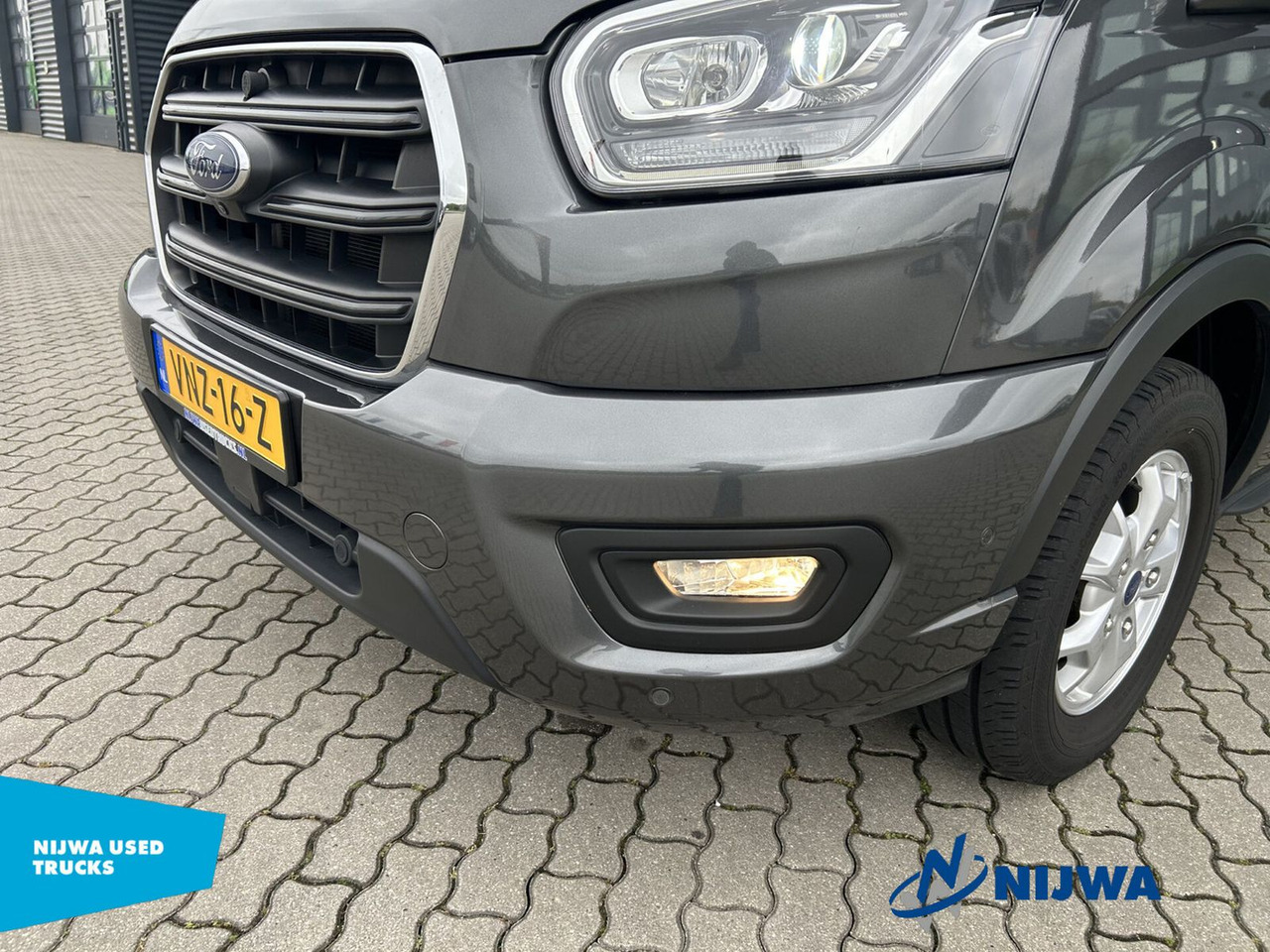 Furgón Ford Transit 350 L2H3 Limited Trekhaak + Navigatie: foto 18