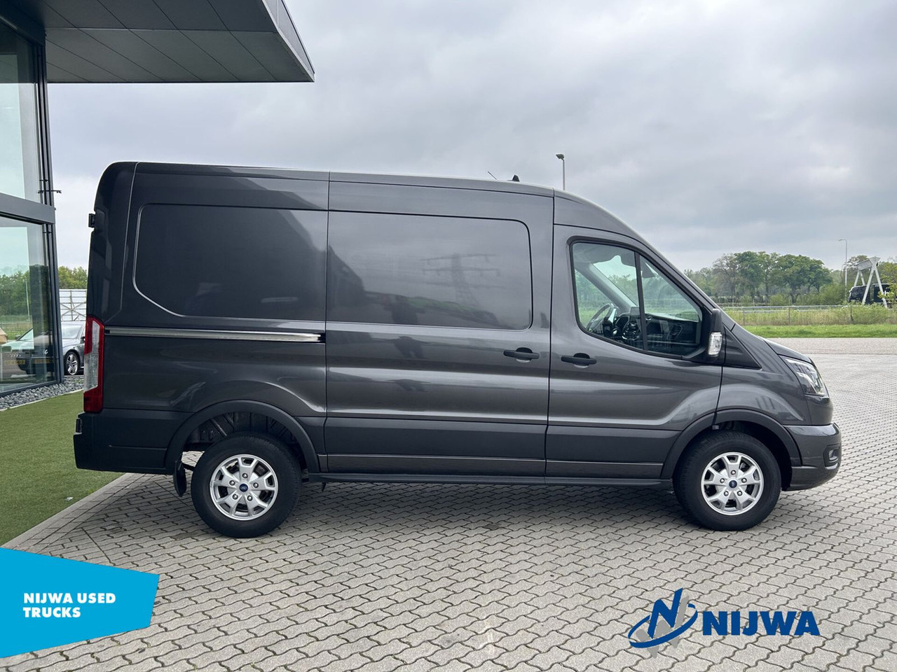 Furgón Ford Transit 350 L2H3 Limited Trekhaak + Navigatie: foto 7