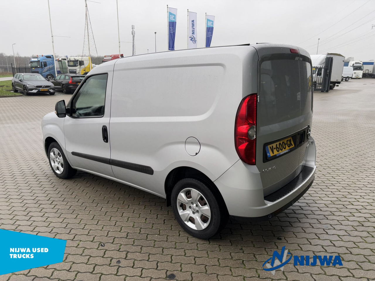 Opel COMBO Navigatie + Cruise control Kasten - Furgoneta pequeña: foto 4 Opel COMBO Navigatie + Cruise control Kasten - Furgoneta pequeña: foto 4