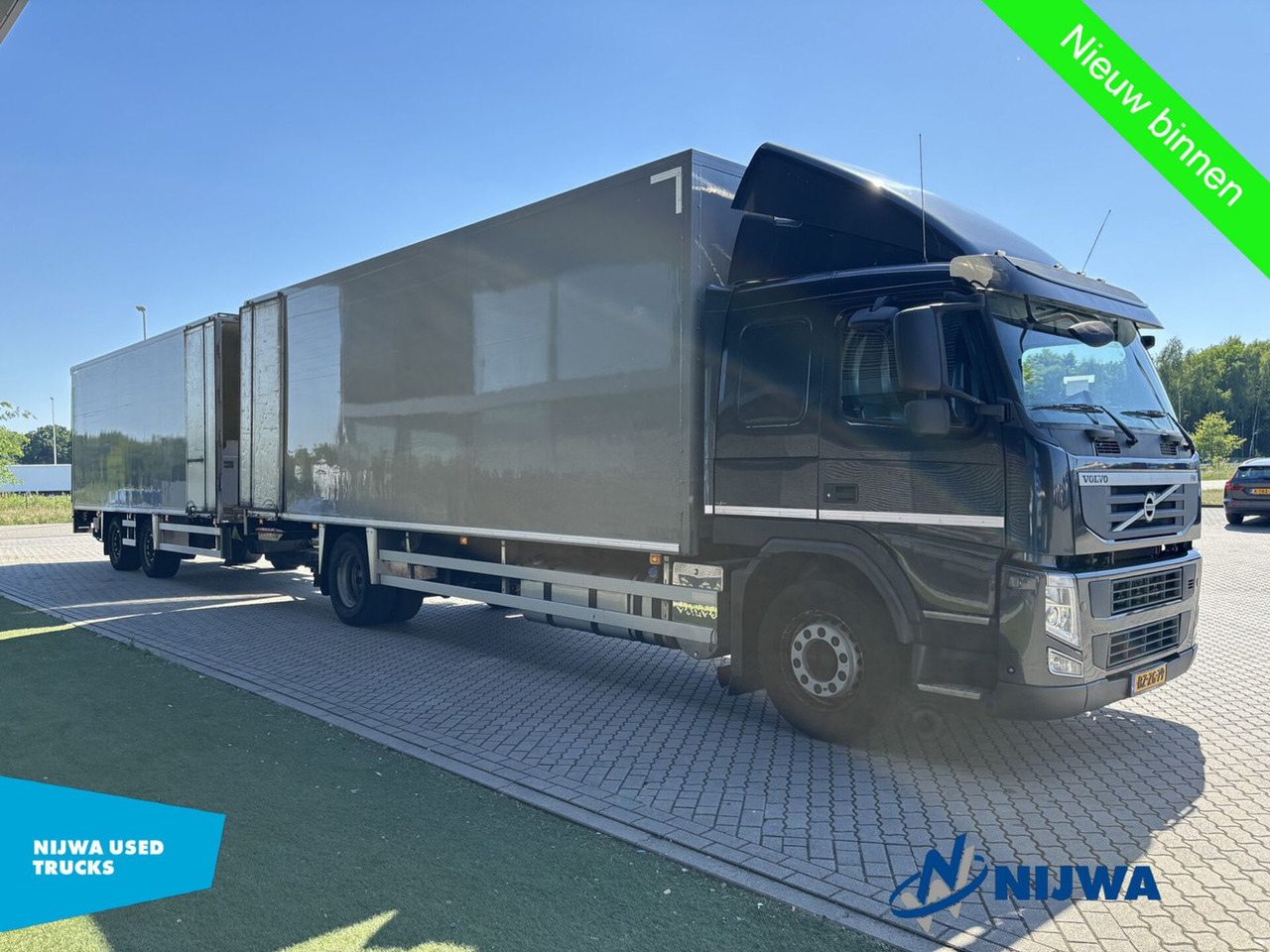 Volvo FM 330 4x2 I.C.M. HERTOGHS Aanhangwagen - Camión caja cerrada: foto 2 Volvo FM 330 4x2 I.C.M. HERTOGHS Aanhangwagen - Camión caja cerrada: foto 2