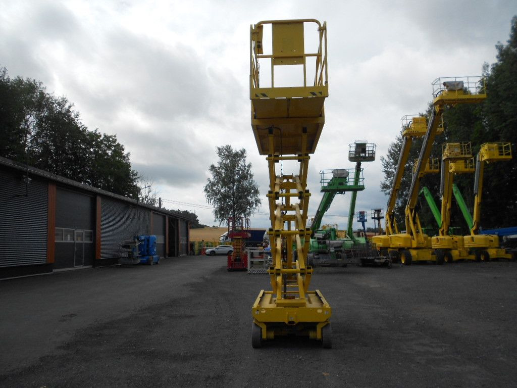 Genie GS 3246, Scherenarbeitsbühne Genie 11,9 m - Plataforma de tijeras: foto 3 Genie GS 3246, Scherenarbeitsbühne Genie 11,9 m - Plataforma de tijeras: foto 3