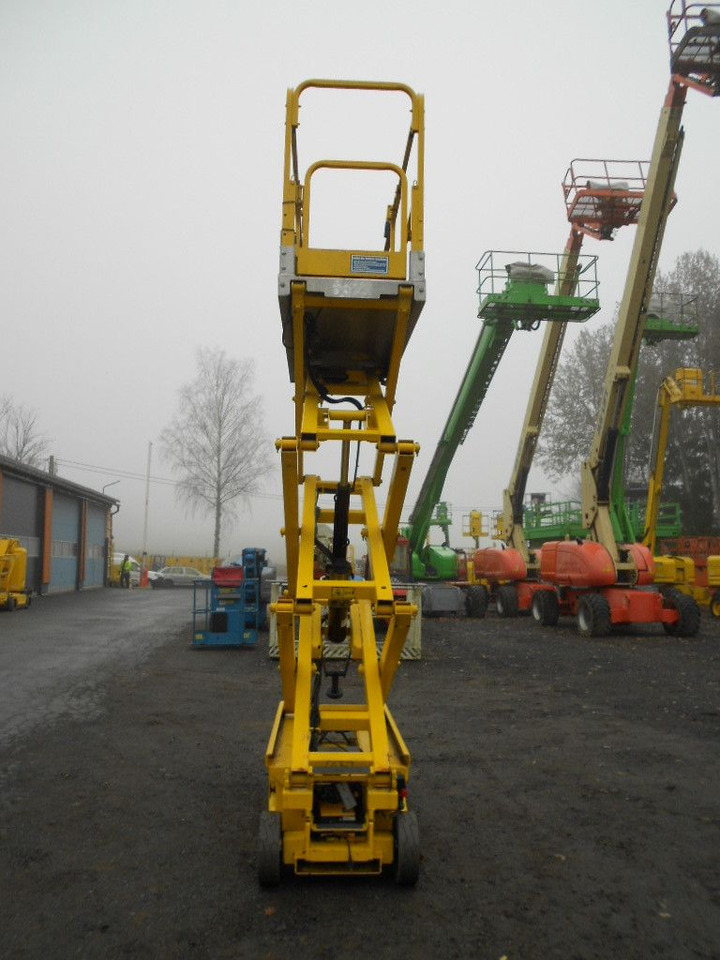 JLG 1930 ES, Scherenarbeitsbühne AH 8 m - Camión con plataforma elevadora: foto 3 JLG 1930 ES, Scherenarbeitsbühne AH 8 m - Camión con plataforma elevadora: foto 3