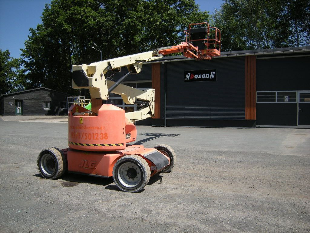 JLG E450 AJ Gelenkteleskoparbeitsbühne 16 m - Camión con plataforma elevadora: foto 2 JLG E450 AJ Gelenkteleskoparbeitsbühne 16 m - Camión con plataforma elevadora: foto 2