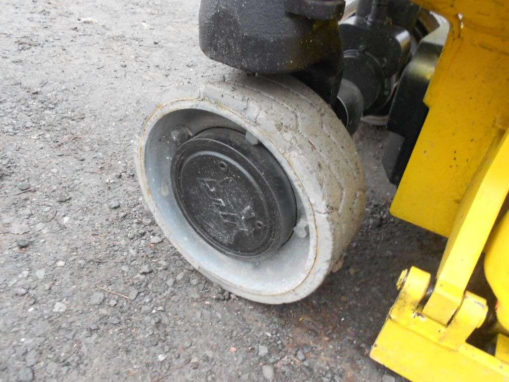 Plataforma de tijeras JLG JLG 1930 ES, Scherenarbeitsbühne AH 8 m: foto 12