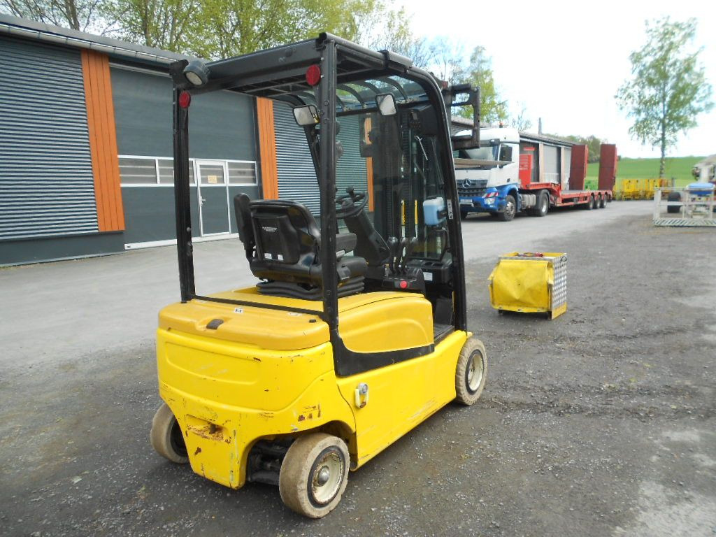 Yale ERP20VF, 2 Tonnen Stapler - Carretilla elevadora: foto 2 Yale ERP20VF, 2 Tonnen Stapler - Carretilla elevadora: foto 2