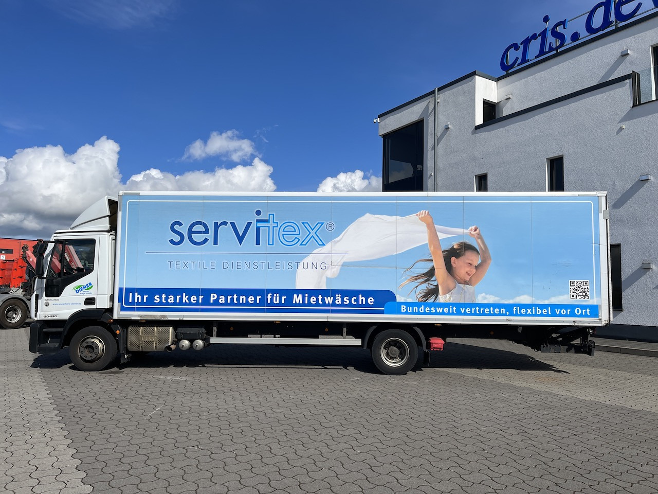 Iveco 120E25 Eurocargo 4x2 Koffer | Ladebordwand - Camión caja cerrada: foto 5 Iveco 120E25 Eurocargo 4x2 Koffer | Ladebordwand - Camión caja cerrada: foto 5