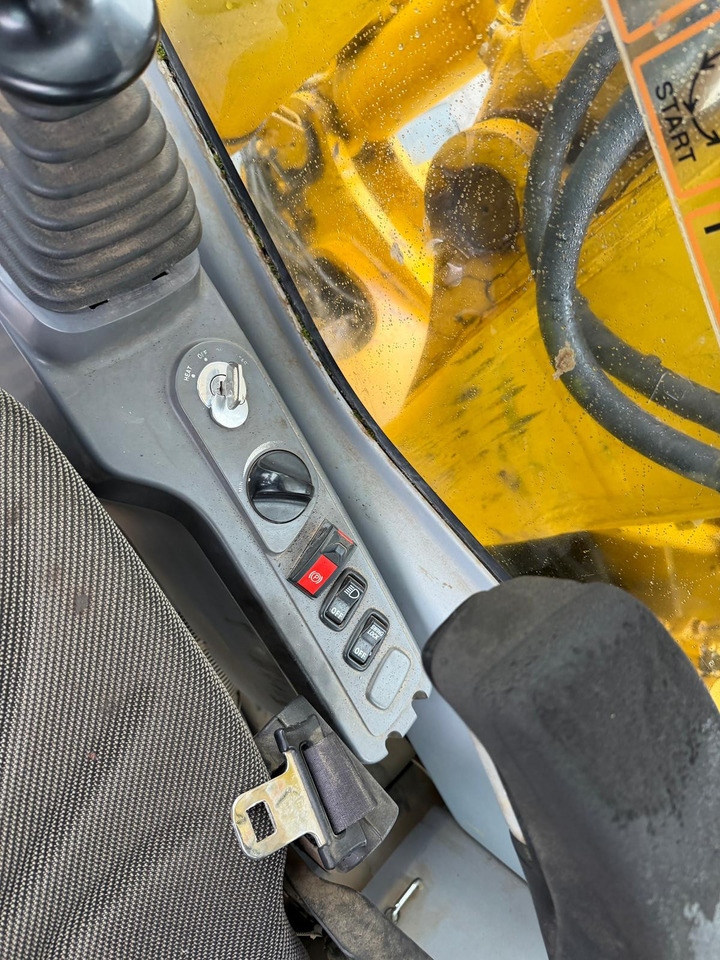 Komatsu PW 180 - 7 - Excavadora de ruedas: foto 3 Komatsu PW 180 - 7 - Excavadora de ruedas: foto 3