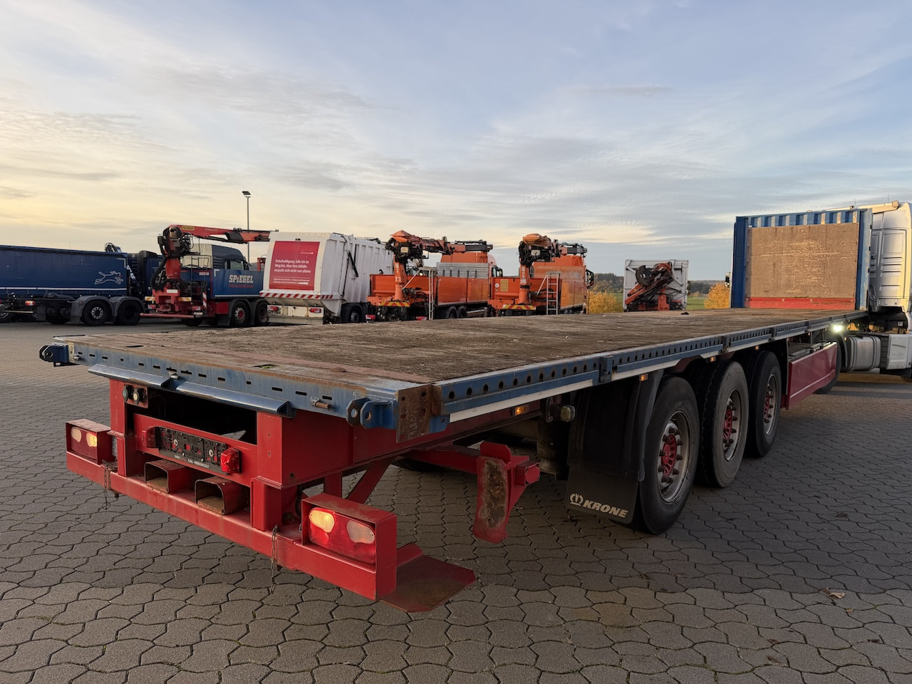 Krone SDP 27 - Semirremolque plataforma/ Caja abierta: foto 5 Krone SDP 27 - Semirremolque plataforma/ Caja abierta: foto 5