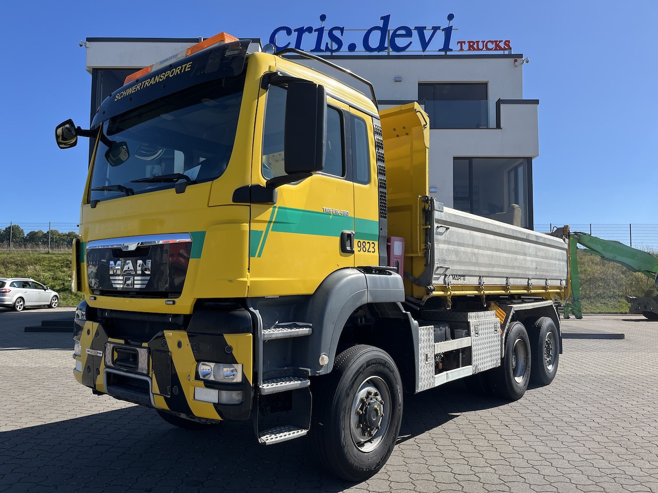 MAN TGS 28.480 6x4  4x4 Dreiseitenkipper Liftachse - Camión volquete: foto 1 MAN TGS 28.480 6x4  4x4 Dreiseitenkipper Liftachse - Camión volquete: foto 1