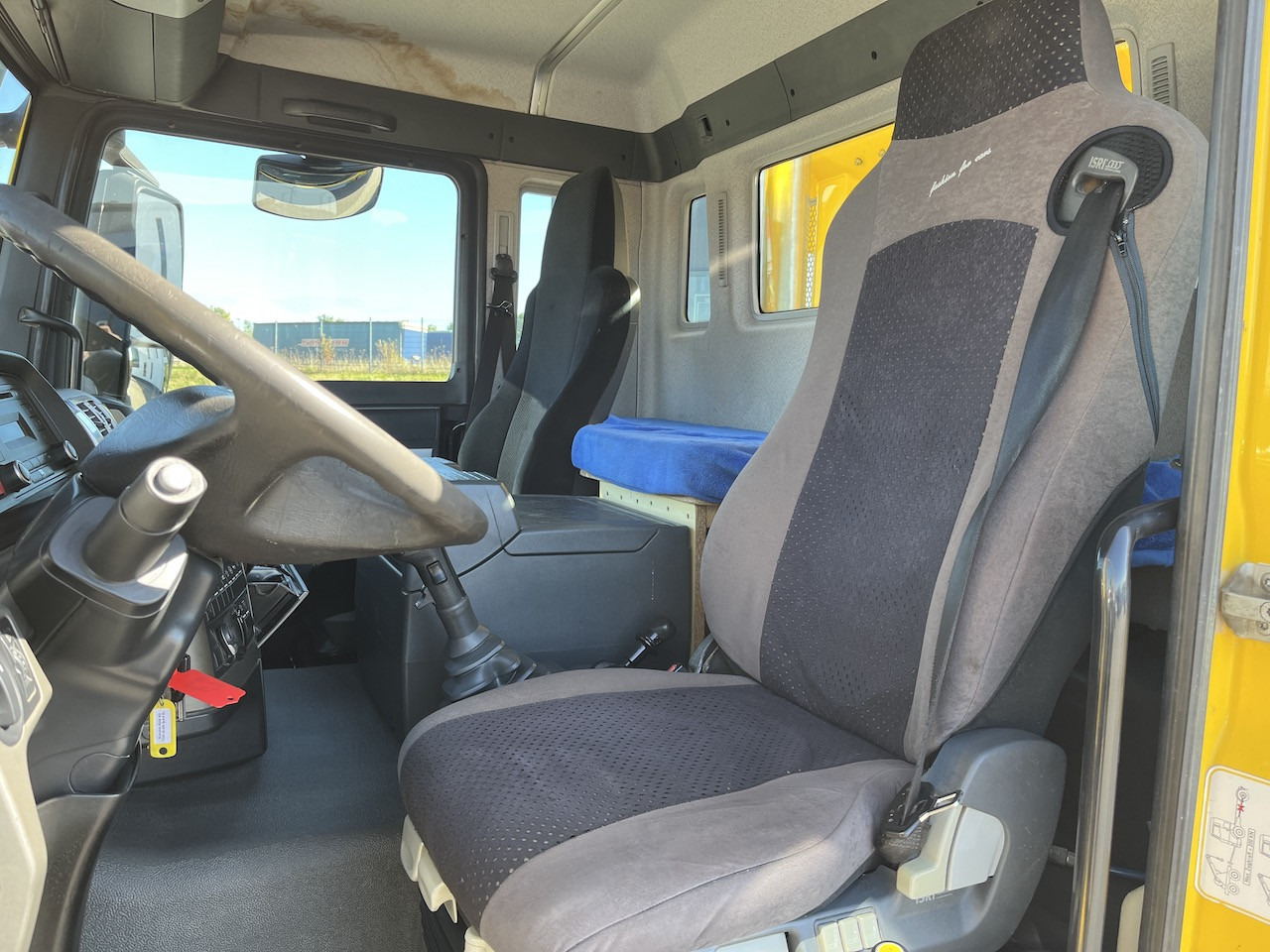 MAN TGS 28.480 6x4  4x4 Dreiseitenkipper Liftachse - Camión volquete: foto 4 MAN TGS 28.480 6x4  4x4 Dreiseitenkipper Liftachse - Camión volquete: foto 4