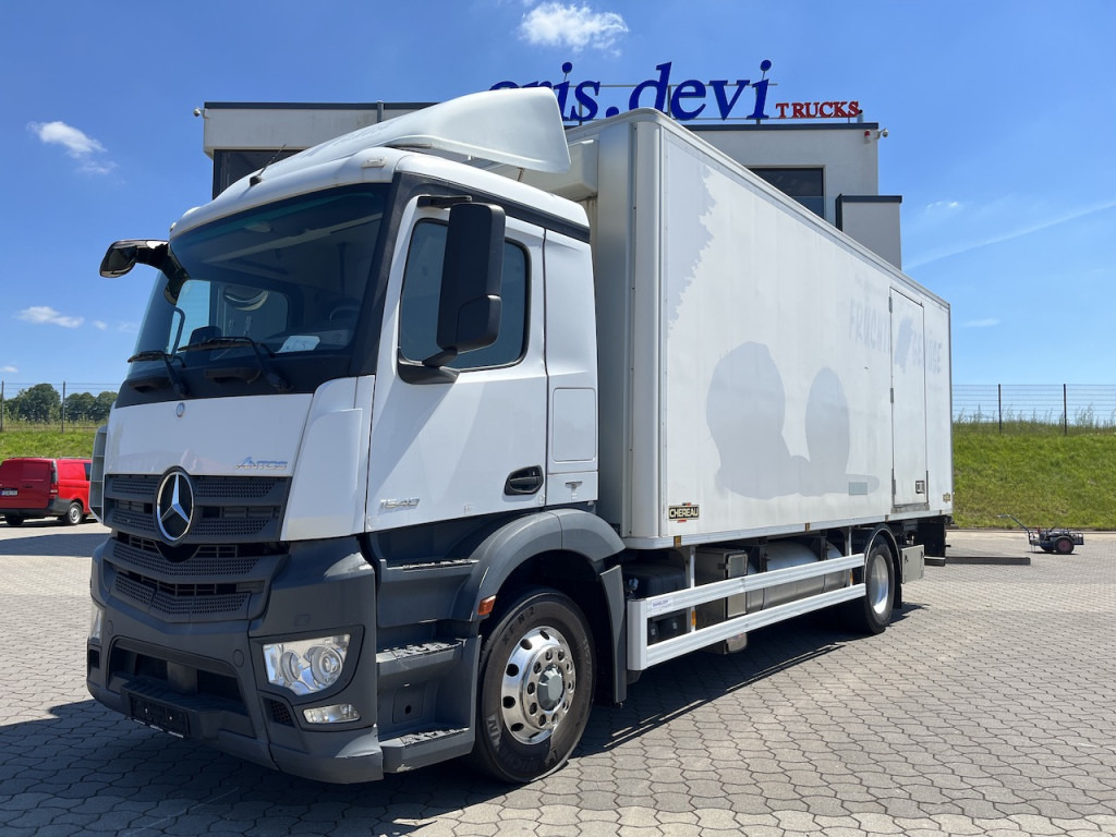 Mercedes-Benz Antos 1840 4x4 HAD LBW Kühlung Flüssigstickstoff - Camión frigorífico: foto 1 Mercedes-Benz Antos 1840 4x4 HAD LBW Kühlung Flüssigstickstoff - Camión frigorífico: foto 1