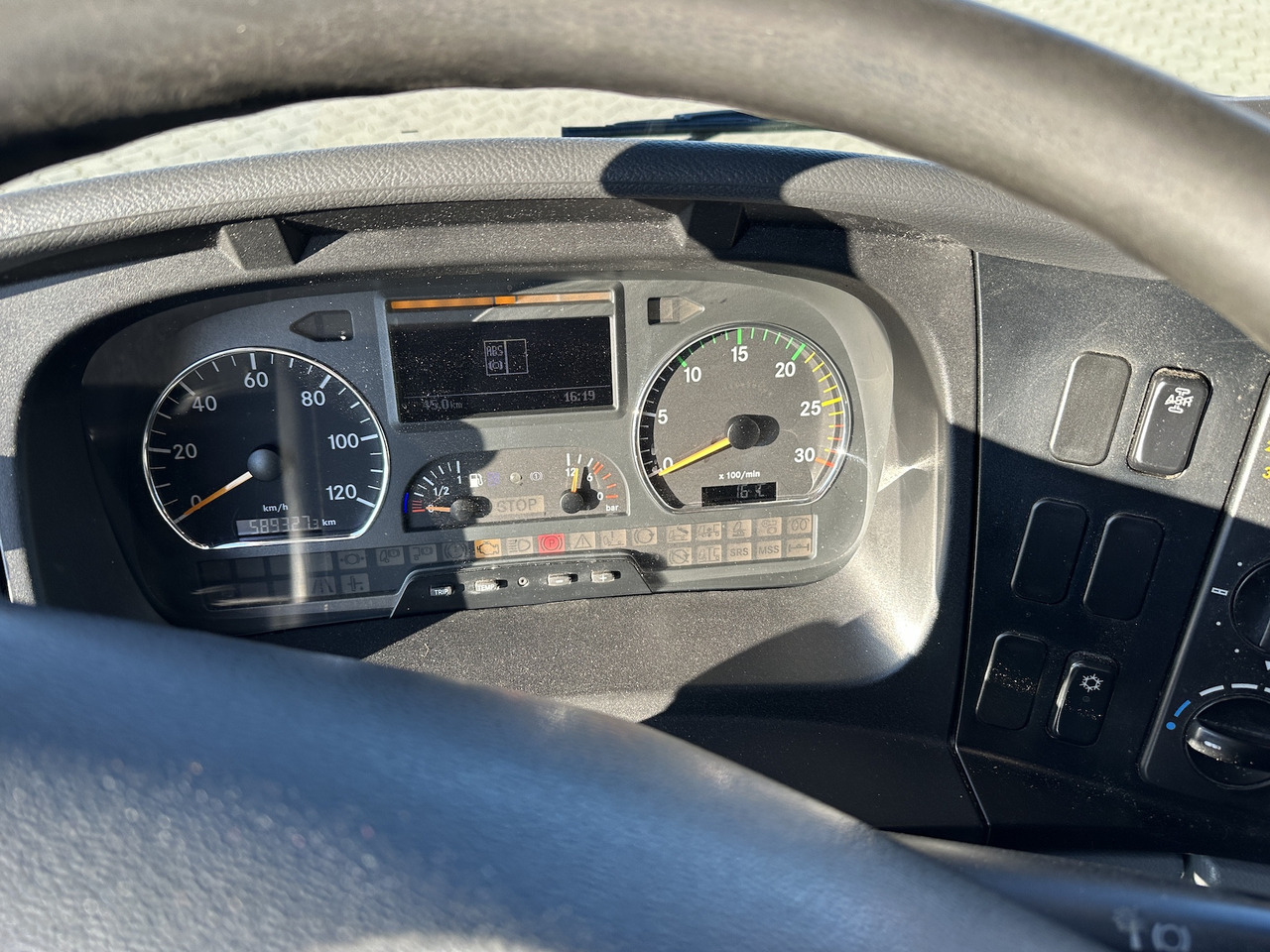 Mercedes-Benz Atego 1529 4x2 Atlas 57.3-A2 Kadaverkipper - Camión grúa, Camión volquete: foto 5 Mercedes-Benz Atego 1529 4x2 Atlas 57.3-A2 Kadaverkipper - Camión grúa, Camión volquete: foto 5