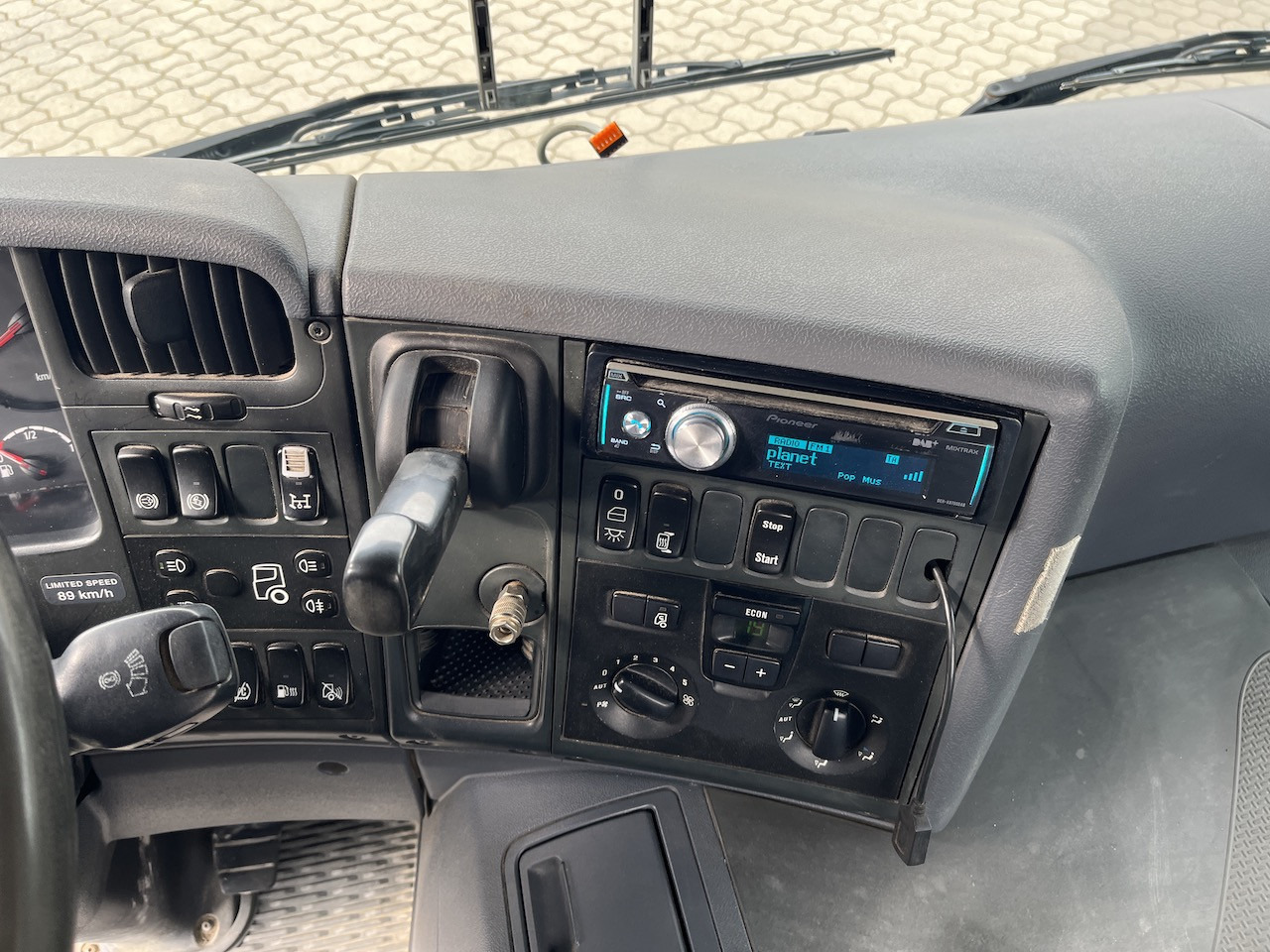 Scania P360 6x2 Trösch Absetzkipper Container - Camión portacontenedor de cadenas: foto 3 Scania P360 6x2 Trösch Absetzkipper Container - Camión portacontenedor de cadenas: foto 3