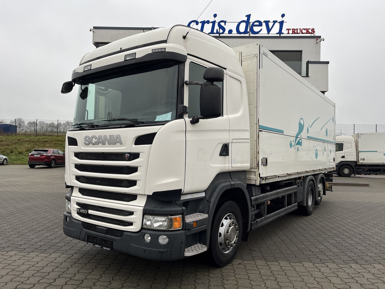 Scania R 450 6x2 Geränke Lenkachse Retarder - Camión transporte de bebidas: foto 1 Scania R 450 6x2 Geränke Lenkachse Retarder - Camión transporte de bebidas: foto 1