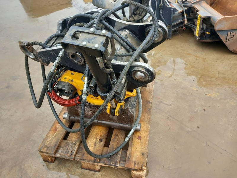 Engcon EC219 - Rotor basculante para Maquinaria de construcción: foto 3 Engcon EC219 - Rotor basculante para Maquinaria de construcción: foto 3