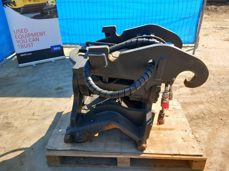 Eurosteel Powertilt 300 - Rotor basculante: foto 3 Eurosteel Powertilt 300 - Rotor basculante: foto 3