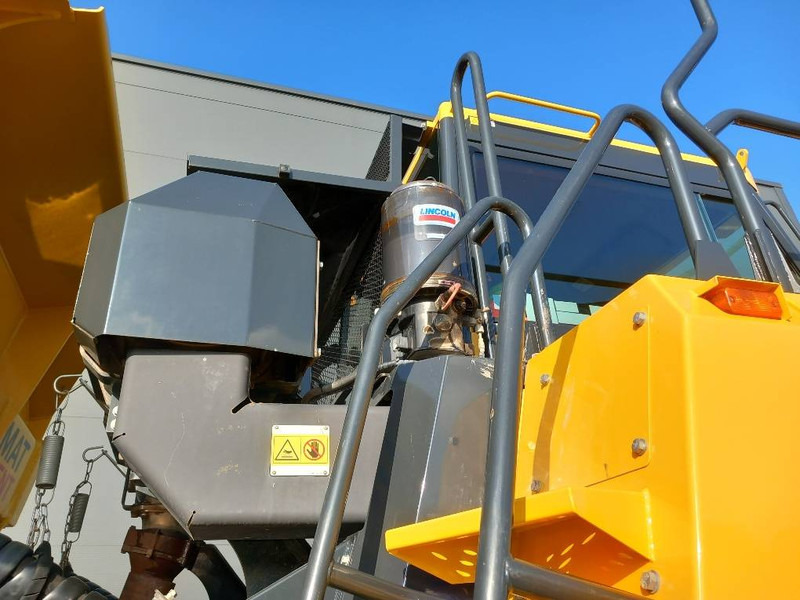 Komatsu HM400-5E0 - Dúmper articulado: foto 5 Komatsu HM400-5E0 - Dúmper articulado: foto 5