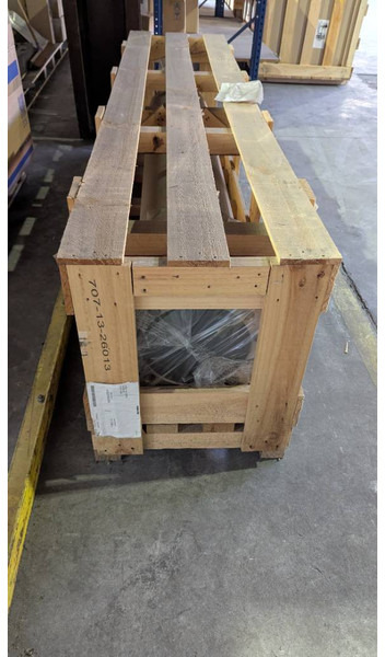 Komatsu WA 900-3 CYLINDER 707-13-26013 - Hidráulica para Maquinaria de construcción: foto 2 Komatsu WA 900-3 CYLINDER 707-13-26013 - Hidráulica para Maquinaria de construcción: foto 2