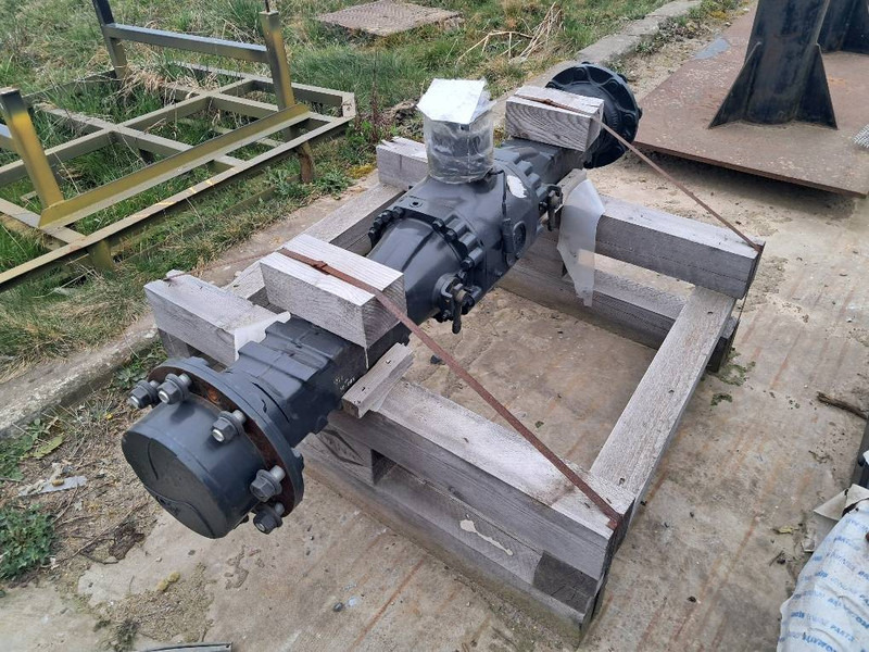 Komatsu WA80M-8E0 FRONT AXLY ASSY 42U-22-51010 - Cargadora de ruedas: foto 1 Komatsu WA80M-8E0 FRONT AXLY ASSY 42U-22-51010 - Cargadora de ruedas: foto 1