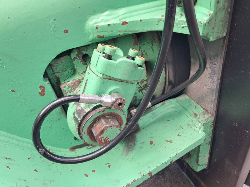 MONTABERT BRV45 - Martillo hidráulico para Maquinaria de construcción: foto 3 MONTABERT BRV45 - Martillo hidráulico para Maquinaria de construcción: foto 3