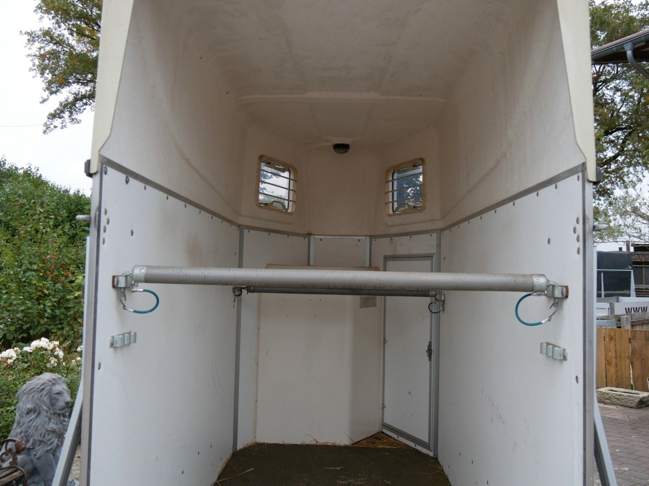 Blomert 1,5 Pferde Holz Poly - Remolque transporte de ganado: foto 5 Blomert 1,5 Pferde Holz Poly - Remolque transporte de ganado: foto 5