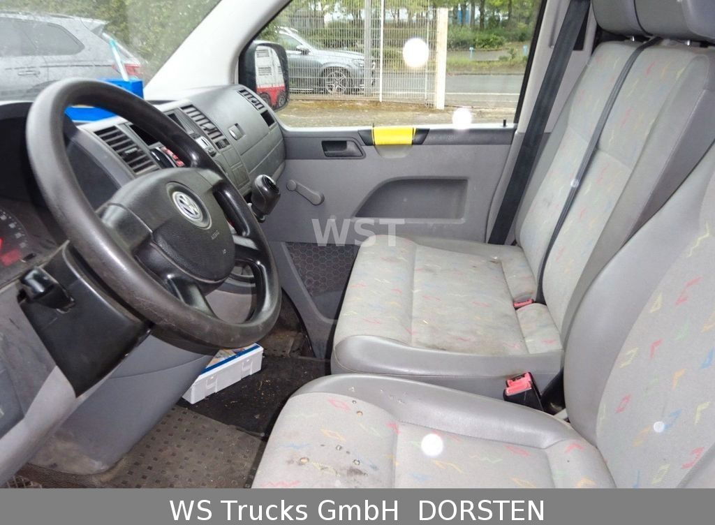 Volkswagen T5 Transporter Kasten-Kombi Kasten - Coche: foto 4 Volkswagen T5 Transporter Kasten-Kombi Kasten - Coche: foto 4