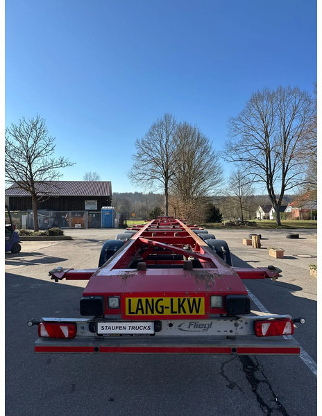 Fliegl Containerchassis für 2 Wechselbrücken 15 m extralang! - Semirremolque portacontenedore/ Intercambiable: foto 4 Fliegl Containerchassis für 2 Wechselbrücken 15 m extralang! - Semirremolque portacontenedore/ Intercambiable: foto 4