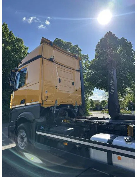 Mercedes-Benz Actros 2645 6x2 ABROLLER Lenk/Lift MEILLER 2170 Intarder - Camión multibasculante: foto 4 Mercedes-Benz Actros 2645 6x2 ABROLLER Lenk/Lift MEILLER 2170 Intarder - Camión multibasculante: foto 4
