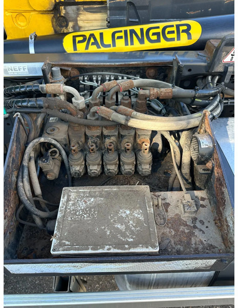 Camión multibasculante Mercedes-Benz Arocs 2551 6X4*HAD*Abroller *Palfinger*Euro6D*Intarder: foto 17 Camión multibasculante Mercedes-Benz Arocs 2551 6X4*HAD*Abroller *Palfinger*Euro6D*Intarder: foto 17