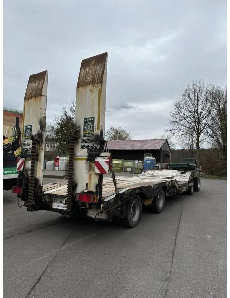 Müller-Mitteltal T4 4-Achs Tieflader Radmulden luftgefedert T4 4-Achs Tieflader Radmulden luftgefedert - Remolque góndola rebajadas: foto 4 Müller-Mitteltal T4 4-Achs Tieflader Radmulden luftgefedert T4 4-Achs Tieflader Radmulden luftgefedert - Remolque góndola rebajadas: foto 4