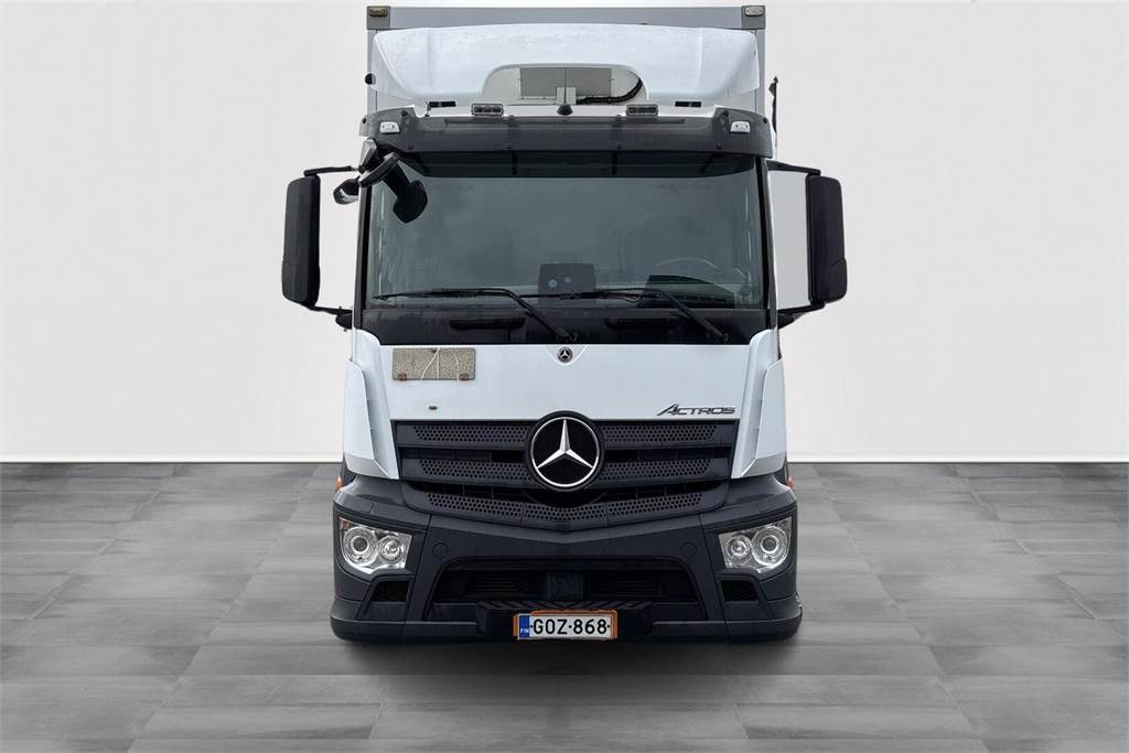 Mercedes-Benz ACTROS 1827 5 KSA-kori +PL - Camión caja cerrada: foto 3 Mercedes-Benz ACTROS 1827 5 KSA-kori +PL - Camión caja cerrada: foto 3