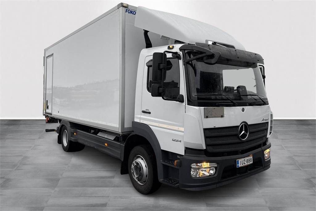 Mercedes-Benz Atego 1224L 6,2m KSA-kori + PL - Camión caja cerrada: foto 3 Mercedes-Benz Atego 1224L 6,2m KSA-kori + PL - Camión caja cerrada: foto 3