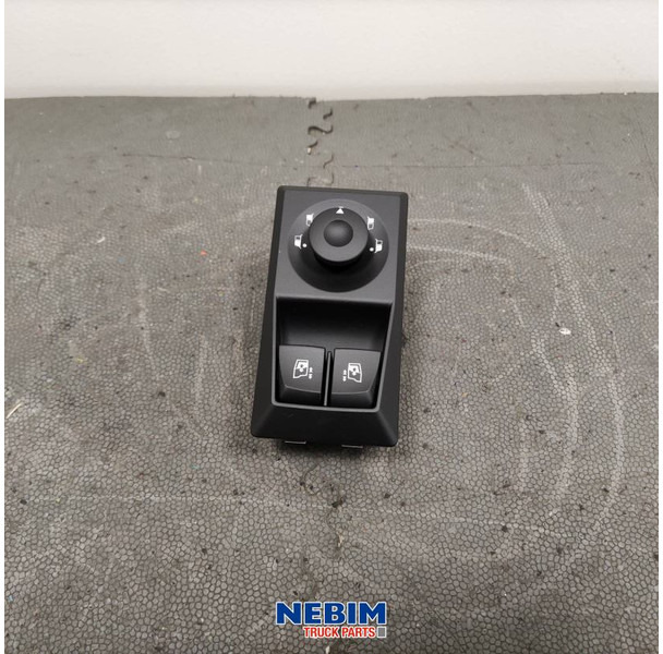Renault Renault - 7424325374 - bedieningspaneel bestuurdersportier - Piezas de recambio para Camión: foto 3 Renault Renault - 7424325374 - bedieningspaneel bestuurdersportier - Piezas de recambio para Camión: foto 3