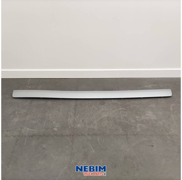Volvo Volvo - 21443695 - Zonneklep sierlijst zilver FH16 - Piezas de recambio para Camión: foto 1 Volvo Volvo - 21443695 - Zonneklep sierlijst zilver FH16 - Piezas de recambio para Camión: foto 1