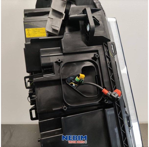 Volvo Volvo - 22239250 - Koplamp links FH16 Bi Xenon - Piezas de recambio para Camión: foto 4 Volvo Volvo - 22239250 - Koplamp links FH16 Bi Xenon - Piezas de recambio para Camión: foto 4