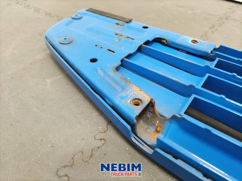 Volvo Volvo - 82208512 - Treeplank FH4 boven compleet - Piezas de recambio para Camión: foto 3 Volvo Volvo - 82208512 - Treeplank FH4 boven compleet - Piezas de recambio para Camión: foto 3