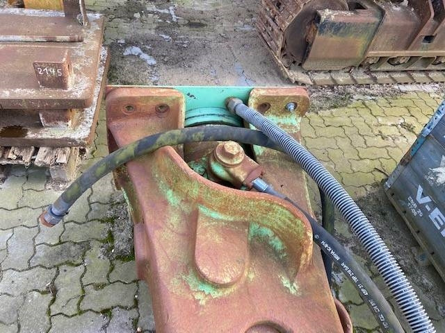 MONTABERT BRV 43 - Martillo hidráulico para Maquinaria de construcción: foto 4 MONTABERT BRV 43 - Martillo hidráulico para Maquinaria de construcción: foto 4