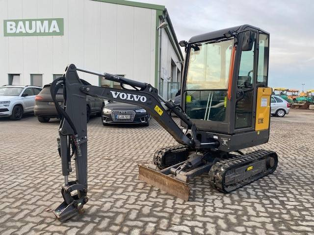 Volvo EC 18 E MIETE / RENTAL (12001517) - Miniexcavadora: foto 1 Volvo EC 18 E MIETE / RENTAL (12001517) - Miniexcavadora: foto 1