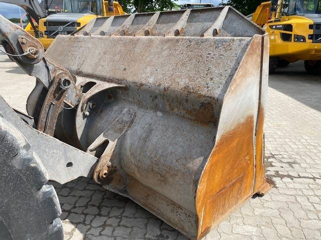 Cargadora de ruedas Volvo L 120 H MIETE / RENTAL (12001931): foto 9 Cargadora de ruedas Volvo L 120 H MIETE / RENTAL (12001931): foto 9