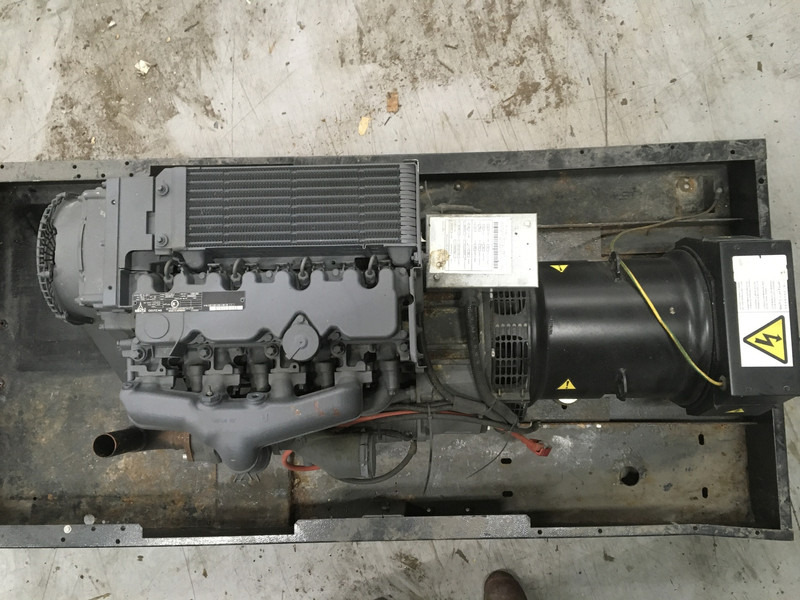 Deutz BF4L2011 GENERATOR 40KVA NEW - Generador industriale: foto 5 Deutz BF4L2011 GENERATOR 40KVA NEW - Generador industriale: foto 5